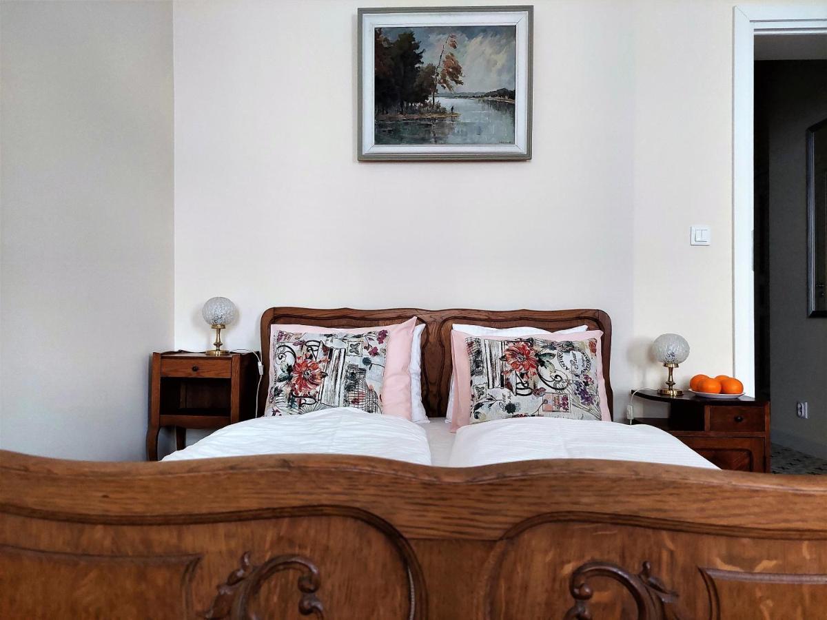 Apartamenty Metro Praga Varsovie Extérieur photo