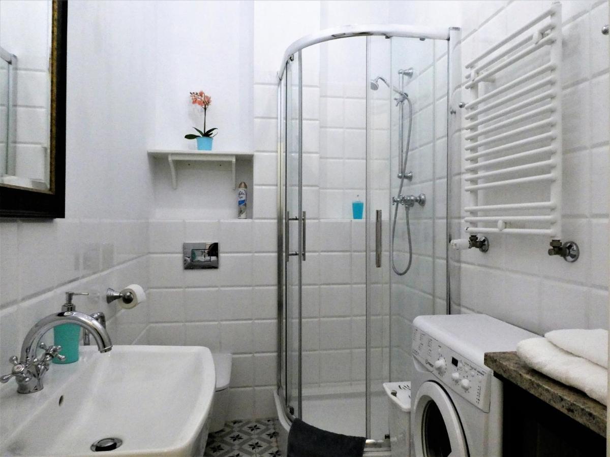 Apartamenty Metro Praga Varsovie Extérieur photo