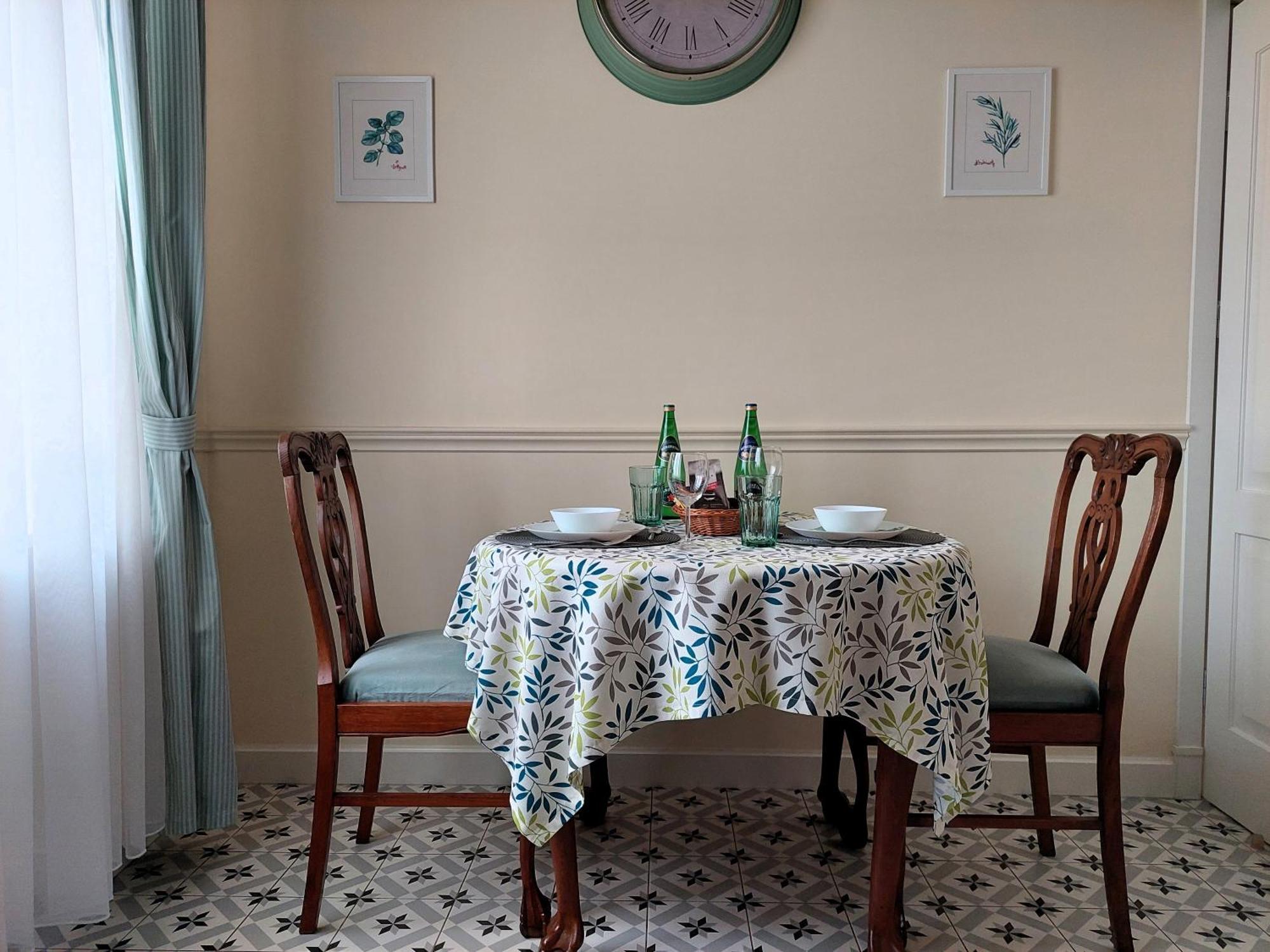 Apartamenty Metro Praga Varsovie Extérieur photo
