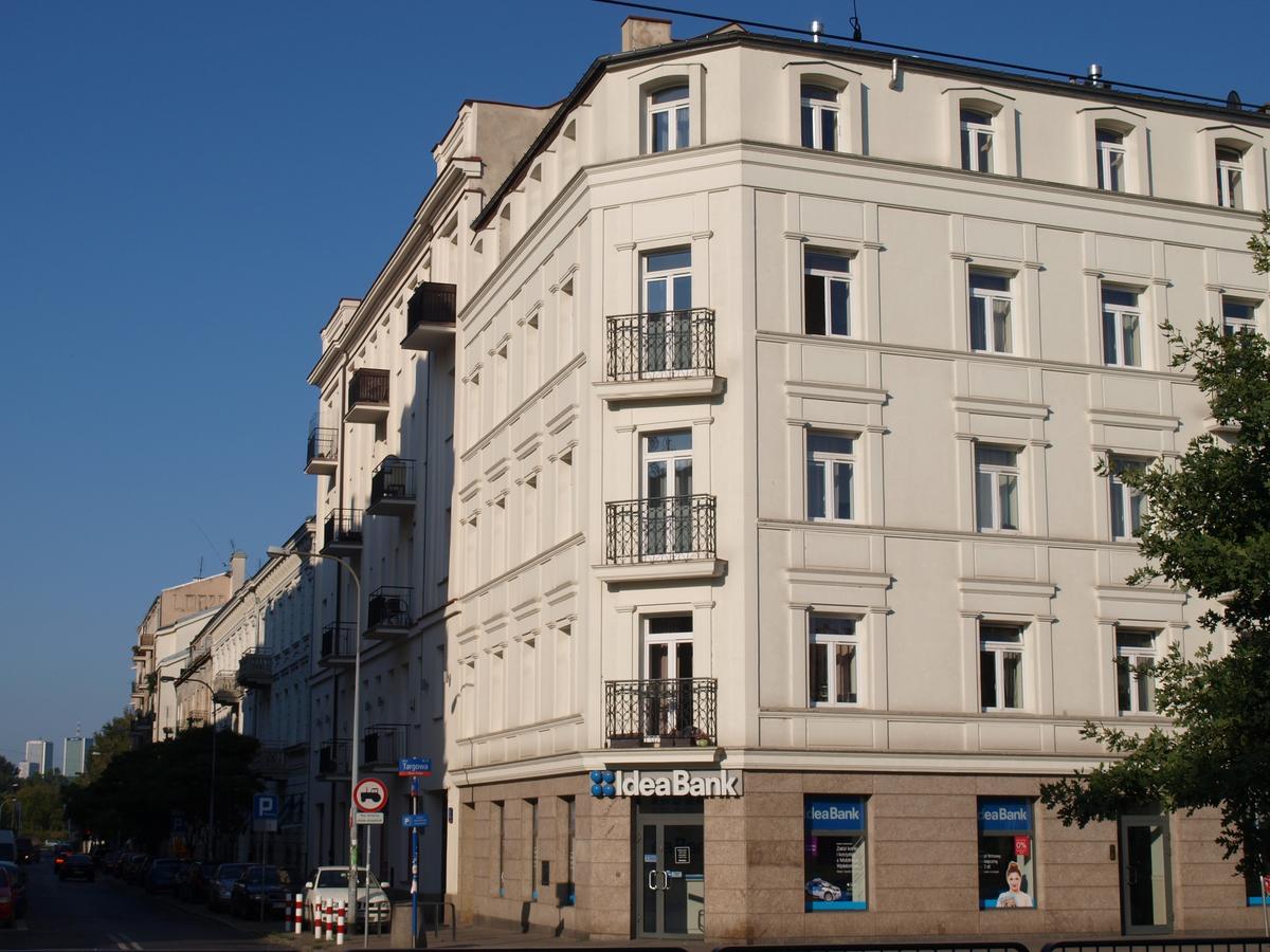 Apartamenty Metro Praga Varsovie Extérieur photo